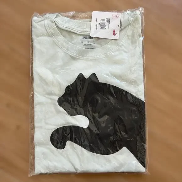 NWT Puma Oversized Logo Crewneck Short Sleeve T Shirt Mens Medium Top - Picture 3 of 4